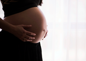 READY4FotoDesign - Pesch - Babybauchshooting - Schwangerschaftsfotografie - dein ganzer Stolz